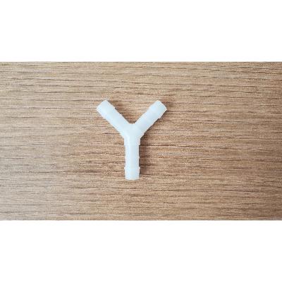 Raccord eau Y 10mm